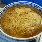 三茶酒家 香港バル213 - 鮮蝦雲吞麵（特製海老ワンタン麺）