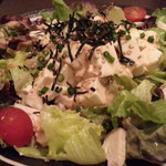 コート・ダジュール - 焙煎ごまと蒸し鶏の豆腐サラダ690円