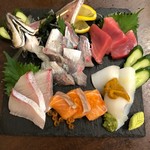 海鮮居酒屋 おさかな番長 - 造り盛り合わせ