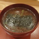 大天寿司 - 赤出汁