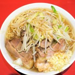 ラーメン二郎 - ラーメン小＋野菜ニンニク