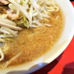 ラーメン二郎 - スープ