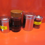 ラーメン二郎 - 卓上調味料