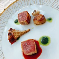 SALONE TOKYO - 仔羊のコトレッタとフォアグラ