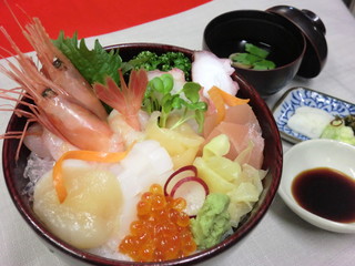 Shikino Teburu - 日本海丼