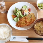 Fried horse mackerel set meal