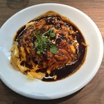 えぐぅ～ カフェ - 半熟オムライス