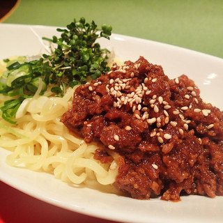 鉄鍋ぎょうざとお酒の店 杏っ子_1