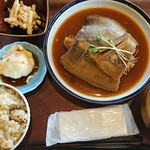 八海山みんなの社員食堂 - 八海定食 カレイのあまさけ煮(税込1,000円)