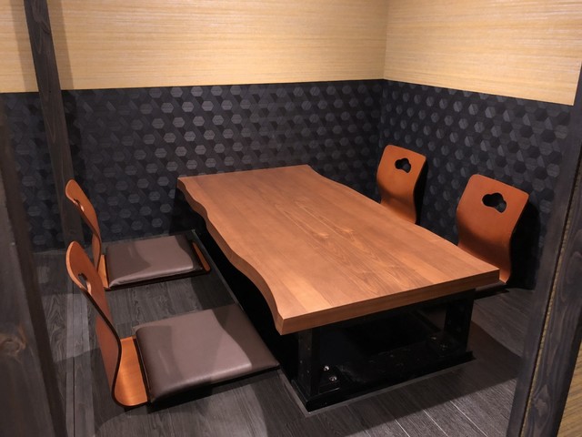 座席 個室居酒屋 九州料理居酒屋 黒丸 健軍店 クロマル 健軍校前 居酒屋 食べログ