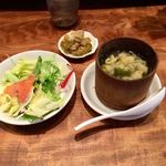 四川厨房 美 - サラダ、スープ、ザーサイ