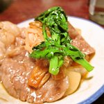 いし橋 - 女将さんの料理。肉も野菜も最適なタイミングです。