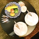 BANYAN TREE Bangkok - お皿1枚で良いのに（笑）