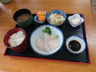 Katsugyoshokudousadame - さしみ定食（1500円）2018年6月