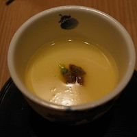 おもてなしとりよし 西新宿店 - 茶碗蒸し（お通し）