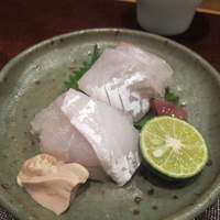 会席料理 岸由 - ２種類の鱸　　手前が平鱸　奥が鱸