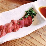 炭焼地鶏 山蔵 - 