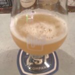 パンプ クラフト ビア バー - 