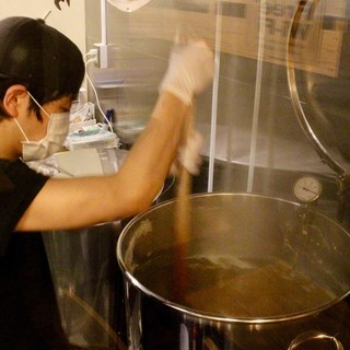 【店内醸造】最高鮮度のオリジナルクラフトビールを堪能！