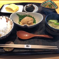 実家 くろぎ - 鯛茶漬け 1,188円