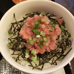 ガスト - ミニマグロ丼アップ