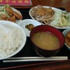 徳次郎食堂 岩瀬店