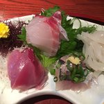 和ダイニング　あじあじ - ランチに付く朝あがったお魚尽くしの刺身盛合せ