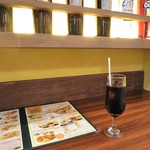 ディップパレス - 2人用ｶｳﾝﾀｰ席でｱｲｽｺｰﾋｰ