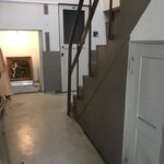 喫茶 むぎまめ舎 - ビル1階
      