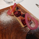 モトイ - フォアグラとチェリーのクラフティ