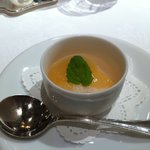 レストランひらまつ - 冷たい果物のスープ