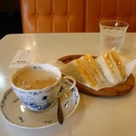 Kafe Do Orenji - 