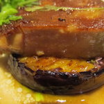 レストラン リューズ - フォアグラ断面（厚い）