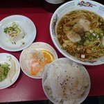 三宝中華料理 - そば定食600円