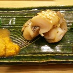 築地寿司清 - 殻うに、白バイガイ、青柳と九条葱の酢味噌和え