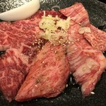 炭火焼肉龍苑 - 