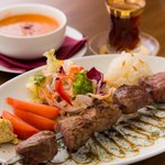 ジェイハン - 【ランチ】シシケバブ（仔羊肉）
・シシケバブ（仔羊肉）
・レンズ豆のスープ
・サラダ・ライス
・トルコのチャイ