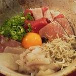 竹亭にしき - 海鮮どんぶりのアップ