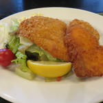 魚四季 - フライ定食（サーモン＆鯵＆ひれかつ）