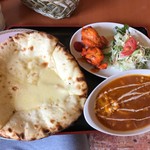 天竺薬膳 北印度料理 みらん - Ｃﾗﾝﾁ(日替わり)+ﾁｰｽﾞﾅﾝ