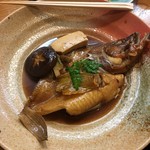 小魚料理 とみ助 - 大きなアコウがあったので半身を煮付けにしてもらいました
