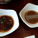 大乃屋 - 2種類のタレ