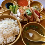 Hainan Chifan - 海南鶏飯ハーフ＆ハーフ