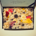 レストランエール - ランチコース 5346円 のお出迎えの花束