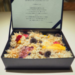 レストランエール - ランチコース 5346円 のお出迎えの花束