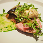 レストランエール - ランチコース 5346円 のトトリコ豚、三陸の牡蠣、春菊のソース