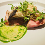 レストランエール - ランチコース 5346円 のトトリコ豚、三陸の牡蠣、春菊のソース