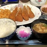 ニューレスト フォンテーヌ - 海老カツ定食 900円