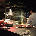 Bratwursthaeusle - 店内中いい香りが漂っている