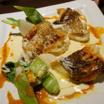 シエル ブルー - タイのポアレ　ヴァンブランソース